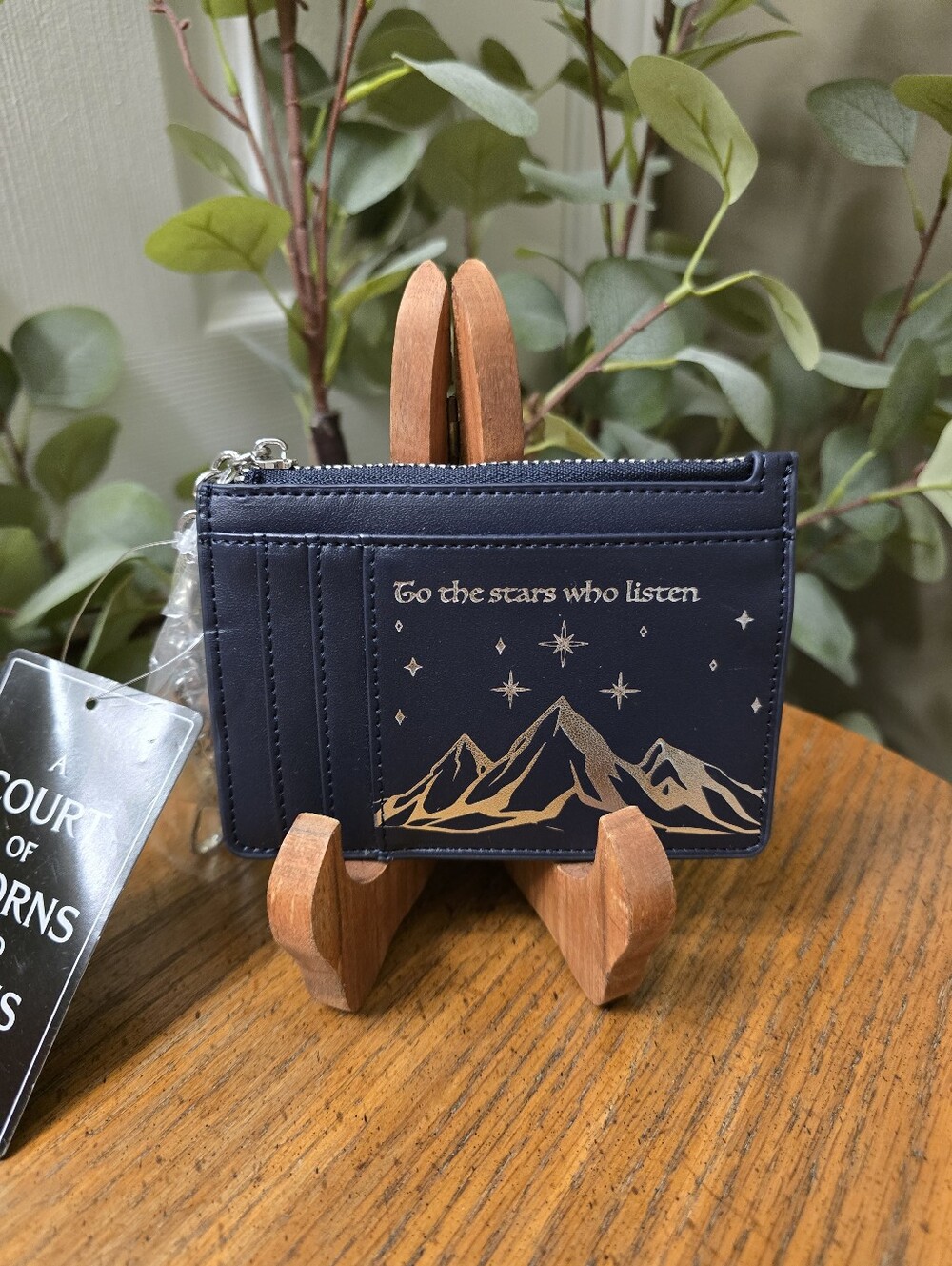 A Court Of Thorns And Roses BoxLunch Zip Wallet NWT